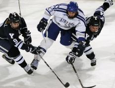 莱万多夫斯基意外战胜G2，险胜引爆全场！观众掌声雷动